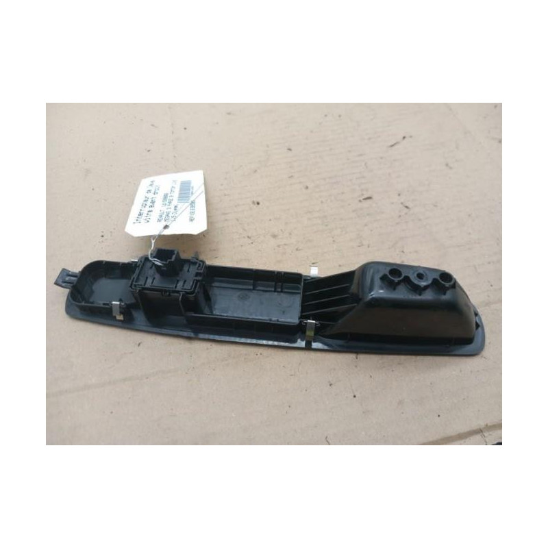 Interrupteur de leve vitre avant droit RENAULT MEGANE 3 Photo n°1