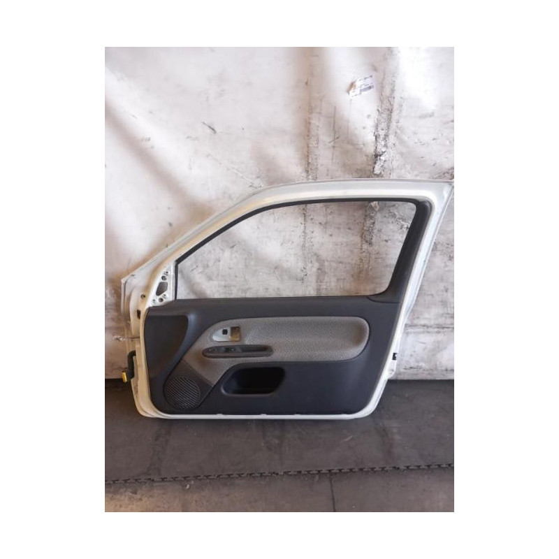 Porte avant droit RENAULT CLIO 2 Photo n°1