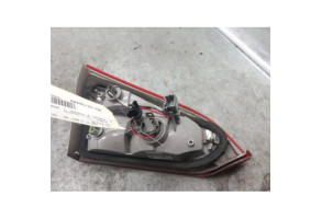 Feu arriere secondaire droit (feux) FORD FOCUS 3 Photo n°2