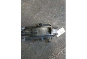 Renfort pare choc avant (traverse) VOLKSWAGEN JETTA 3 Photo n°1