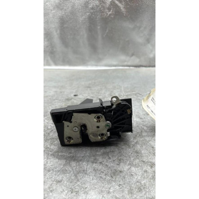 Serrure arriere droit DACIA SANDERO 2 Photo n°1