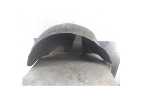 Pare boue arriere gauche FORD FIESTA 5 Photo n°3