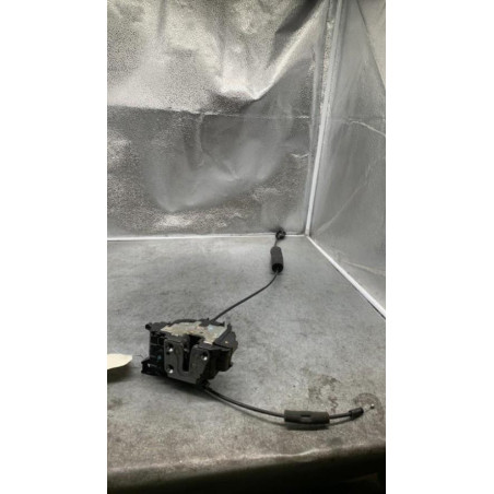 Serrure avant droit RENAULT MEGANE 3