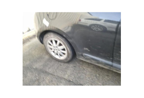 Pare boue arriere gauche RENAULT MEGANE 3 Photo n°9