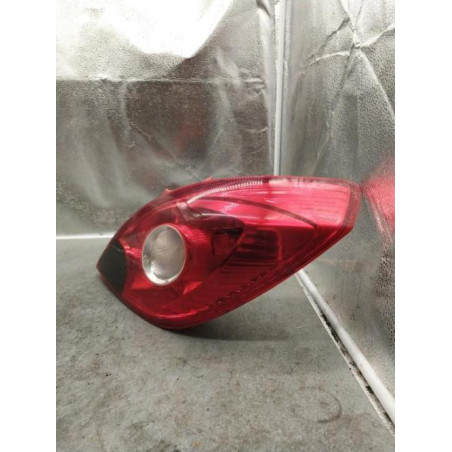 Feu arriere principal droit (feux) OPEL CORSA D