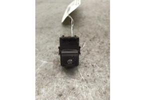 Interrupteur de leve vitre arriere gauche RENAULT CLIO 5 Photo n°2