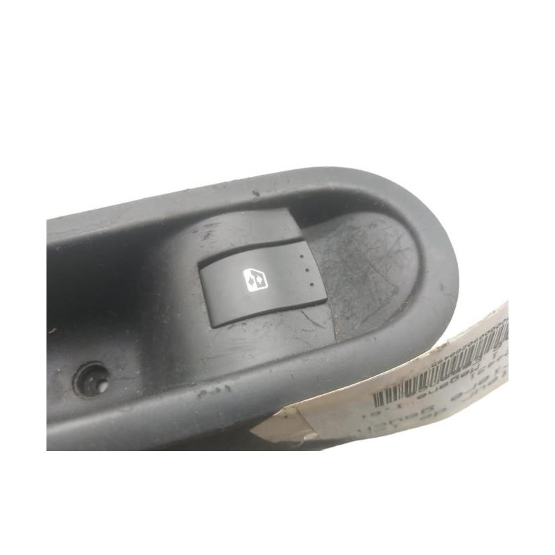 Interrupteur de leve vitre arriere gauche RENAULT MEGANE 2 Photo n°1