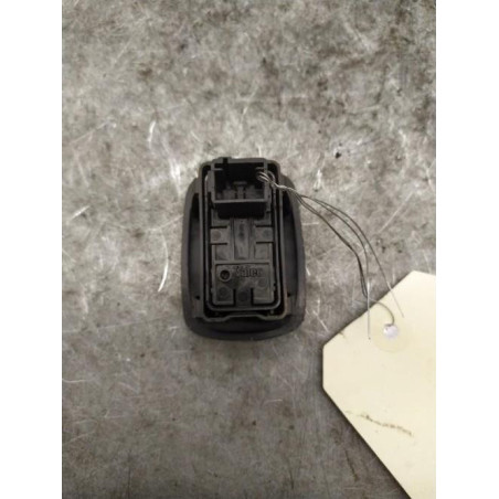 Interrupteur de leve vitre arriere droit PEUGEOT 207