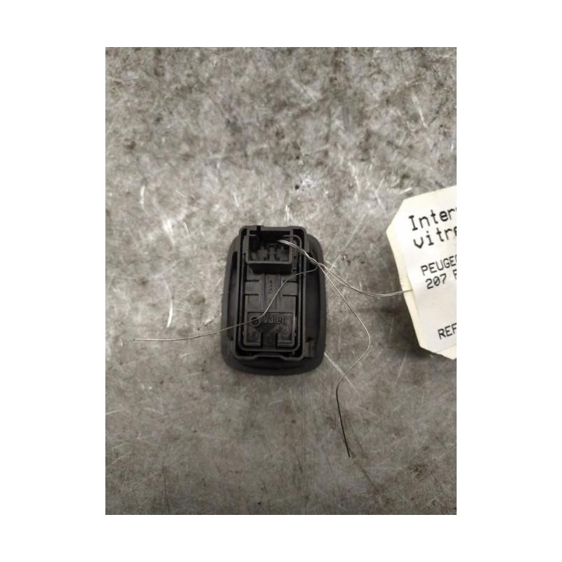 Interrupteur de leve vitre arriere gauche PEUGEOT 207 Photo n°1