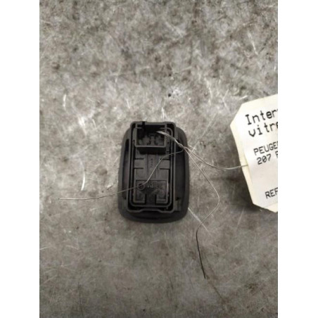 Interrupteur de leve vitre arriere gauche PEUGEOT 207