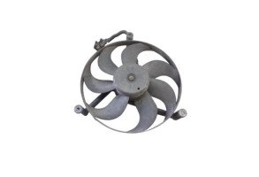 Moto ventilateur radiateur VOLKSWAGEN FOX Photo n°1