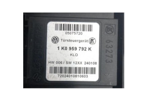 Leve vitre electrique avant droit VOLKSWAGEN GOLF 5 Photo n°4