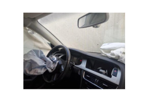 Feu arriere secondaire droit (feux) AUDI A4 3 Photo n°13