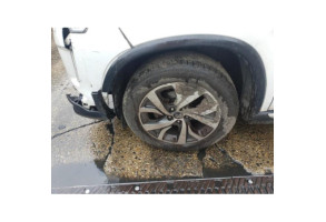 Feu arriere stop central CITROEN C4 AIRCROSS Photo n°3