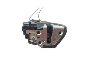 Serrure arriere droit TOYOTA VERSO Photo n°2