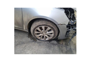 Feu arriere secondaire droit (feux) PEUGEOT 308 2 SW Photo n°7