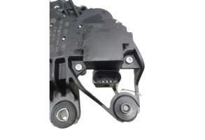 Moteur essuie glace arriere VOLKSWAGEN POLO 5 Photo n°4