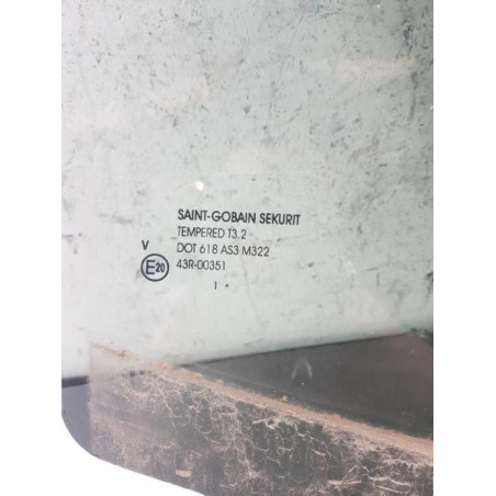 Vitre arriere droit KIA VENGA