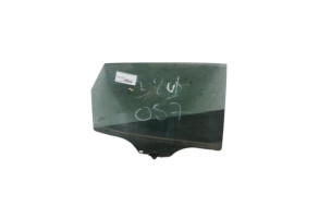 Vitre arriere droit KIA VENGA Photo n°2