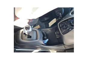 Pommeau de vitesses CITROEN C1 2 Photo n°20