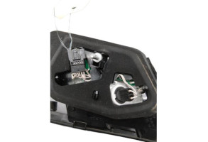 Feu arriere secondaire gauche (feux) MERCEDES CLASSE E 212 Photo n°2