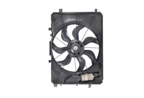Moto ventilateur radiateur MERCEDES CLASSE A 176 Photo n°3
