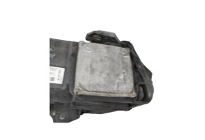 Optique avant principal gauche (feux)(phare) MERCEDES CLASSE A 176 Photo n°5