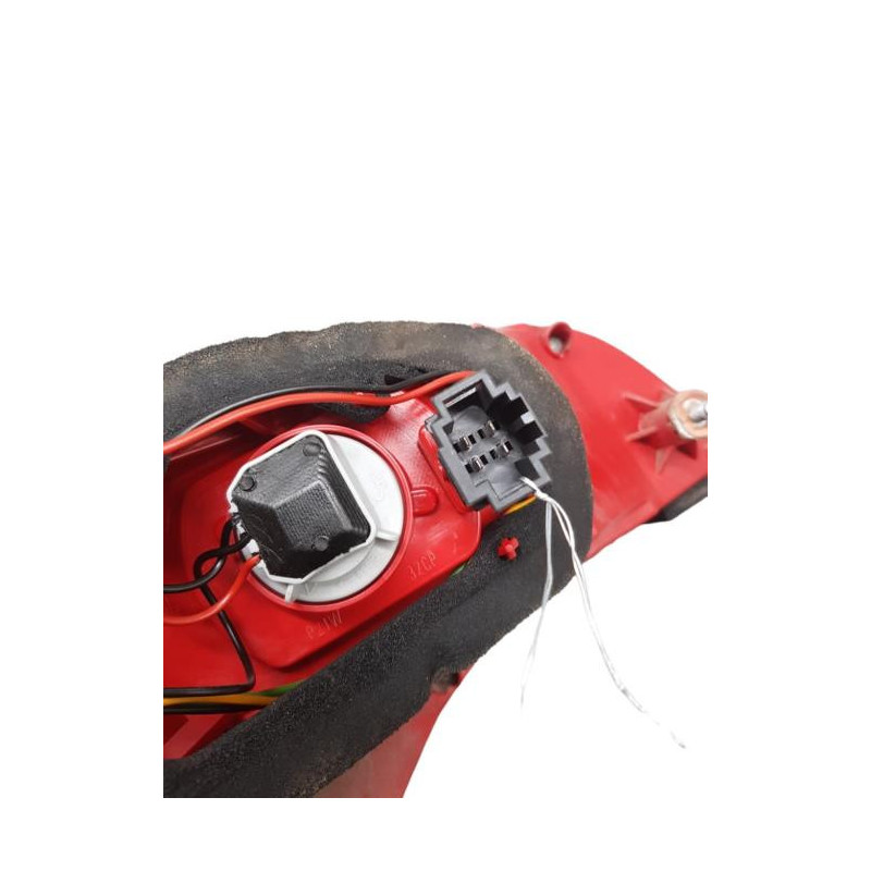 Feu arriere principal droit (feux) AUDI Q7 1 Photo n°1