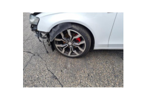 Trappe d'essence AUDI A4 3 Photo n°8