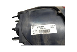 Feu arriere secondaire droit (feux) PEUGEOT 308 2 Photo n°4