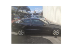 Feu arriere principal droit (feux) MERCEDES CLASSE CLC 203 Photo n°19