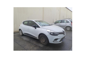 Feu arriere secondaire gauche (feux) RENAULT CLIO 4 Photo n°8