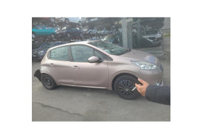 Leve vitre electrique avant droit PEUGEOT 208 1 Photo n°4