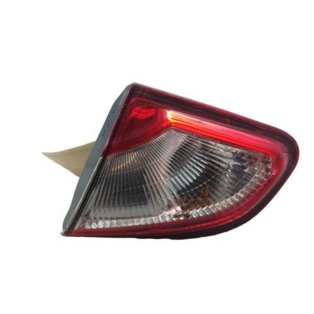 Feu arriere secondaire droit (feux) NISSAN QASHQAI 1