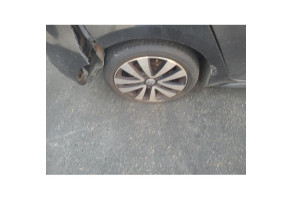 Feu arriere secondaire gauche (feux) VOLKSWAGEN GOLF 6 Photo n°11