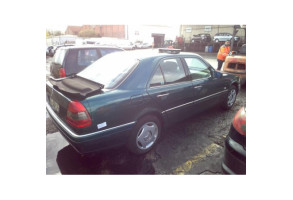 Retroviseur interieur MERCEDES CLASSE C 202 Photo n°6