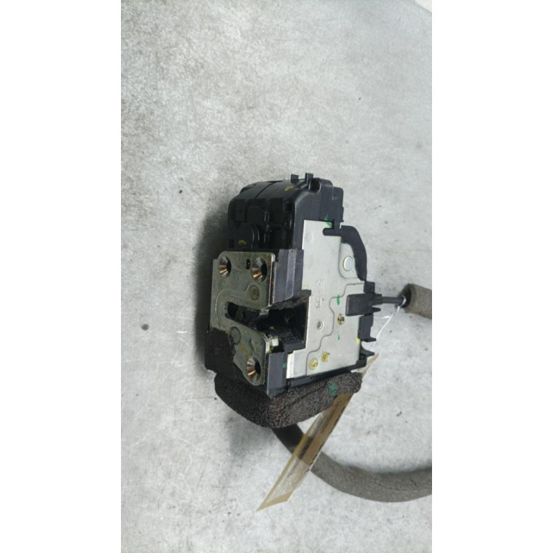 Serrure avant droit NISSAN NV200 Photo n°1