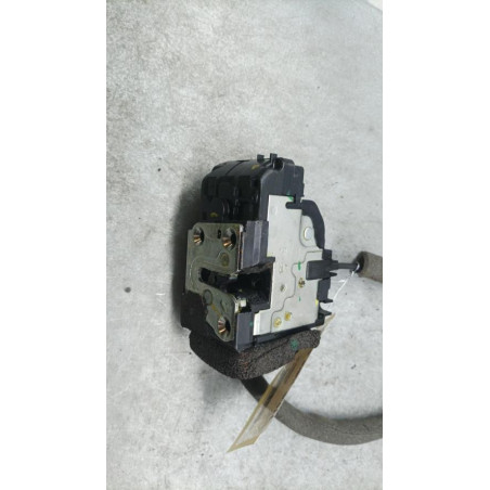 Serrure avant droit NISSAN NV200