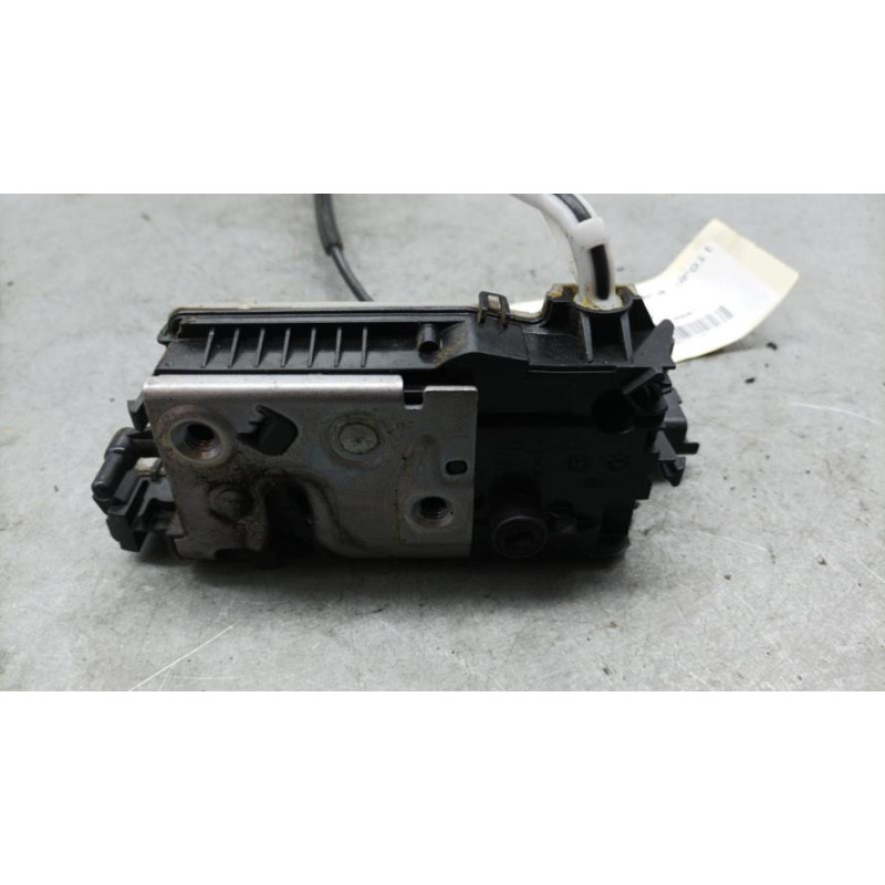 Serrure arriere droit PEUGEOT 208 1 Photo n°1