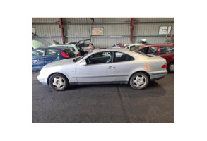 Moteur MERCEDES CLASSE CLK 208 Photo n°12