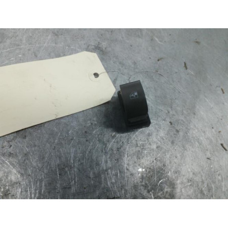 Interrupteur de leve vitre avant droit FIAT IDEA