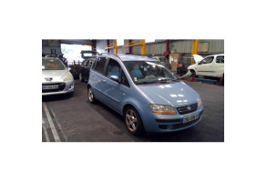 Moteur FIAT IDEA Photo n°9