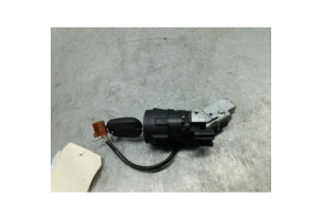 Neiman PEUGEOT TRAVELLER Photo n°1