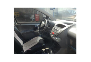 Trappe d'essence CITROEN C1 1 Photo n°8