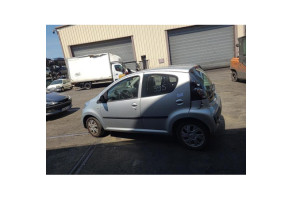 Trappe d'essence CITROEN C1 1 Photo n°16