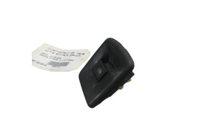 Interrupteur de leve vitre arriere gauche DACIA SANDERO 2 Photo n°2