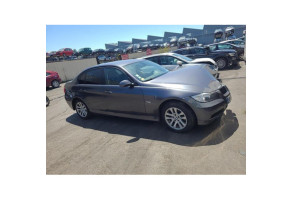 Feu arriere secondaire droit (feux) BMW SERIE 3 E90 Photo n°10