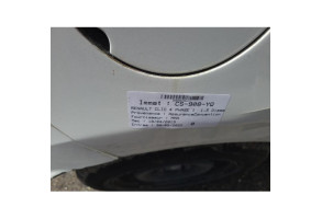 Feu arriere secondaire droit (feux) RENAULT CLIO 4 Photo n°13