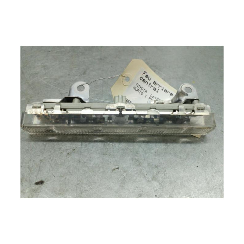 Feu arriere stop central TOYOTA AURIS 1 Photo n°1