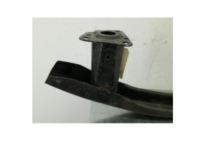 Renfort pare choc avant (traverse) VOLKSWAGEN PASSAT 4 Photo n°1